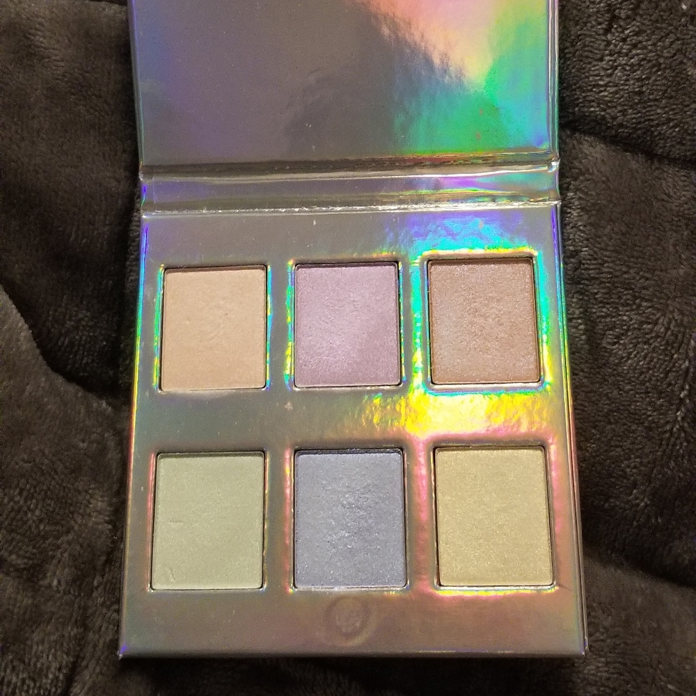 Naked (Urban Decay) holographic highlighters